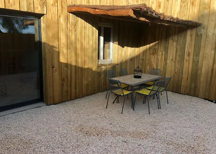 Alpstuga A Clermont-creans Avec Piscine Partagee